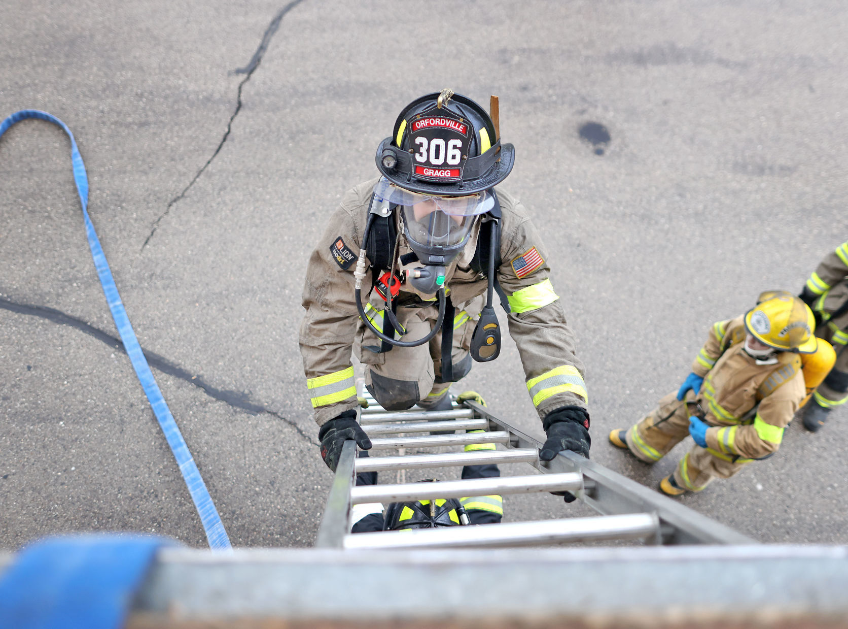 JVG_210412_FIRE07